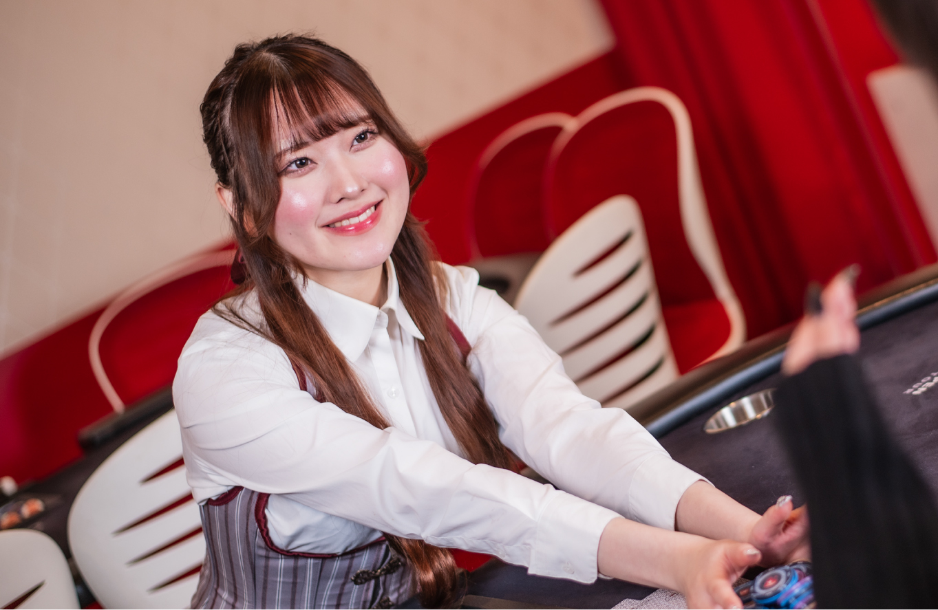 チップを扱うイケブクロギルドのディーラー